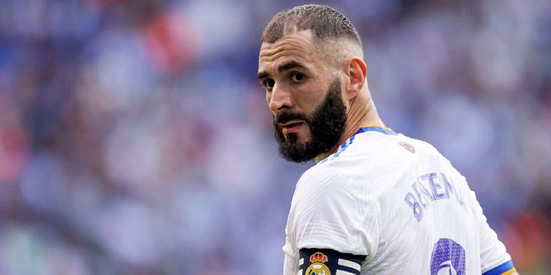 Bongdawap_ Karim Benzema Và 3 Bóng Hồng Tình Tứ Của Siêu Sao