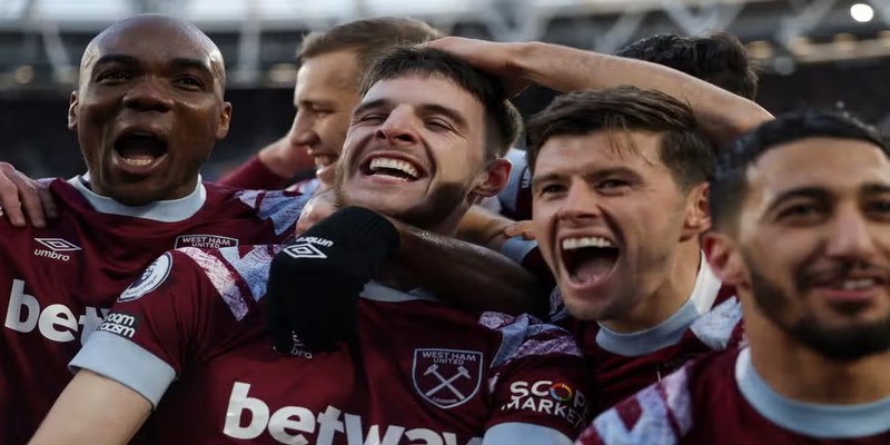 Soi kèo West Ham và “chú áo xanh lá” cực chuẩn